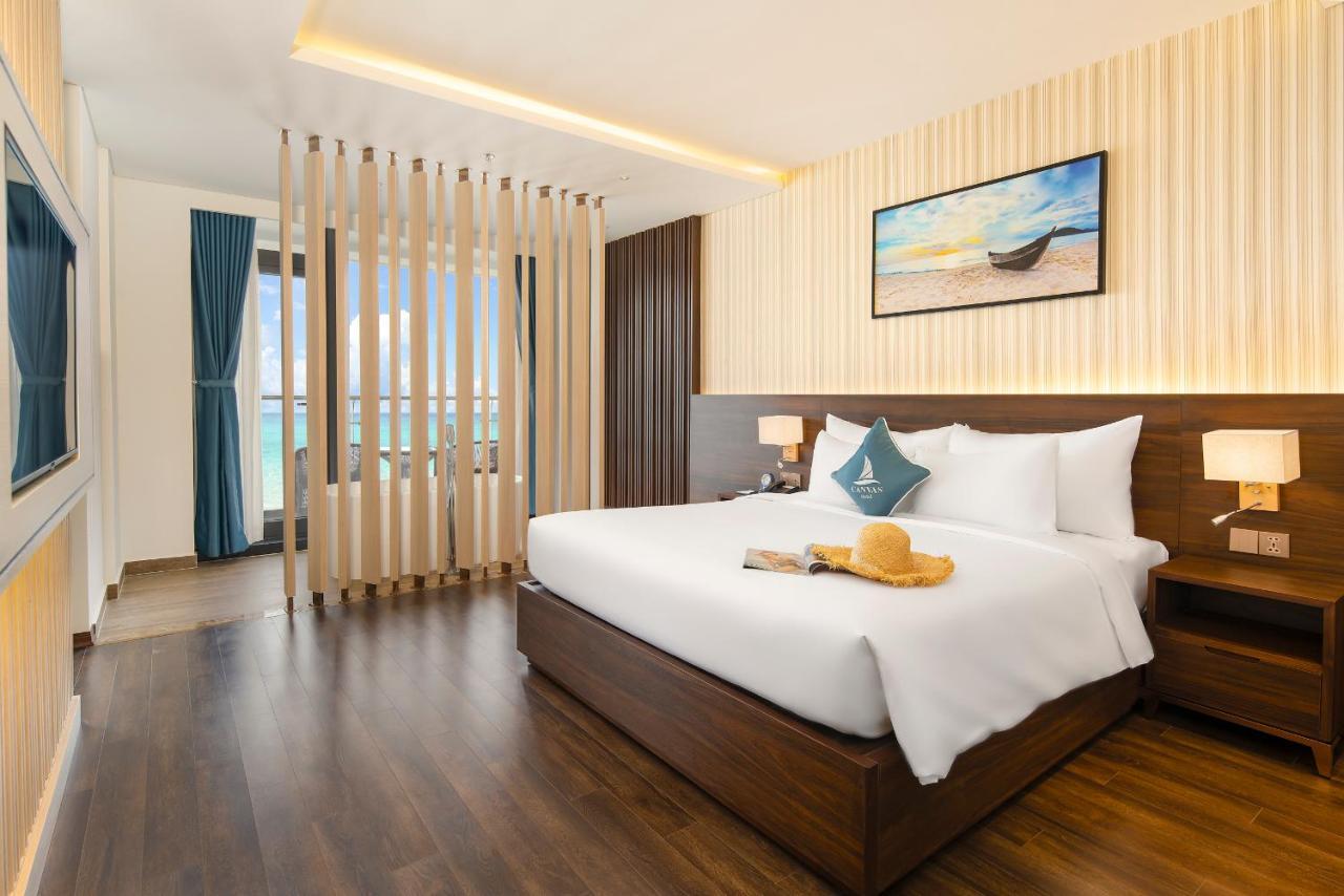 Canvas Danang Beach Hotel Exterior foto